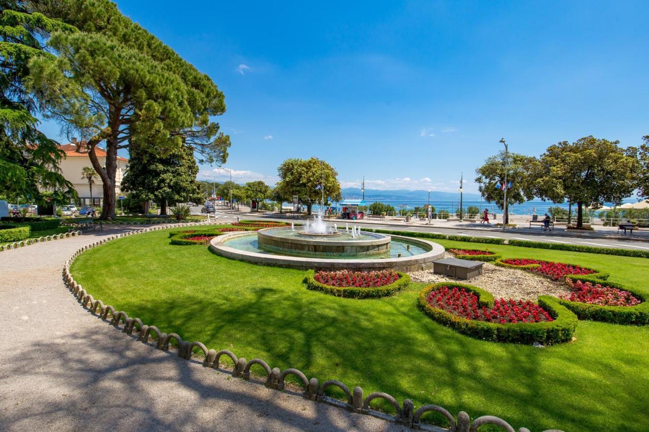Ferienwohnung Altamar Seaview Opatija Exterior foto